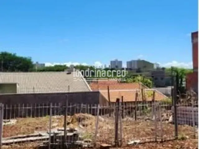 Terreno com 200m², à venda, no bairro Conjunto Habitacional Alexandre Urbanas em Londrina