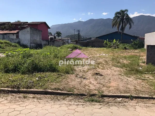 Terreno com 260m², à venda, no bairro Getuba em Caraguatatuba