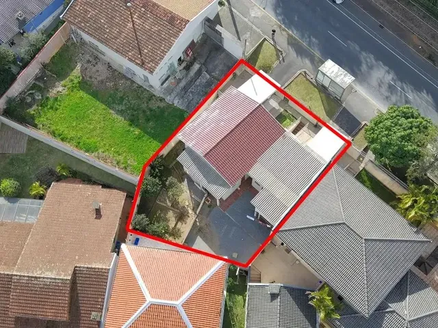 Terreno com 324m², à venda, no bairro São Francisco em Curitiba