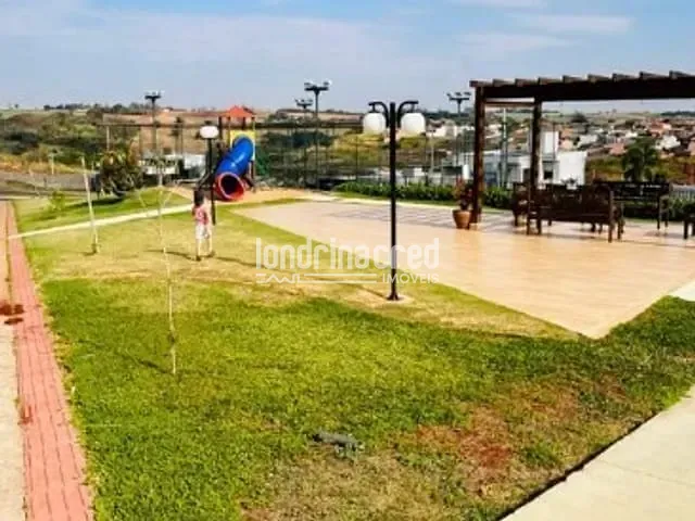 Terreno com 267m², à venda, no bairro Gleba Simon Frazer em Londrina