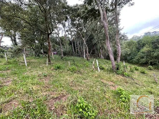 Terreno com 480m², à venda, no bairro Estância Santa Maria do Portão em Atibaia