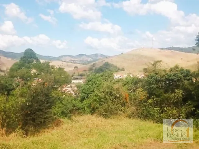 Terreno com 600m², à venda, no bairro Praça Mirante Santo Cruzeiro em Piracaia