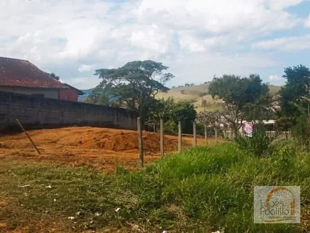 Terreno com 600m², à venda, no bairro Praça Mirante Santo Cruzeiro em Piracaia