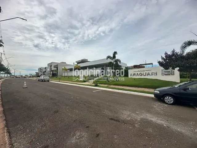 Terreno com 256m², à venda, no bairro Gleba Simon Frazer em Londrina