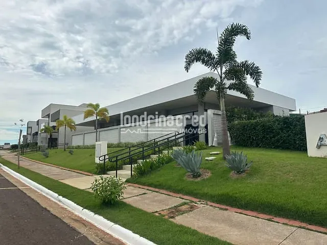 Terreno com 256m², à venda, no bairro Gleba Simon Frazer em Londrina