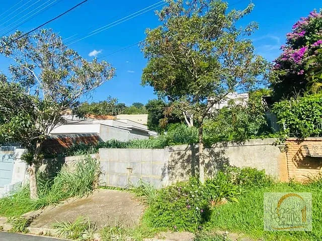 Terreno com 435m², à venda, no bairro Parque Arco Iris em Atibaia