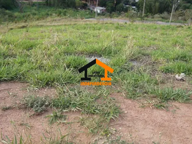 Terreno com 566m², à venda, no bairro Nova Itatiba em Itatiba