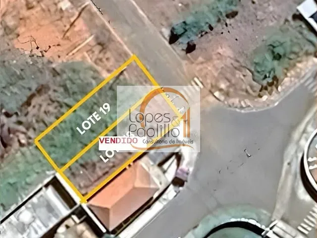 Terreno com 220m², à venda, no bairro Cachoeirinha em Bom Jesus dos Perdões
