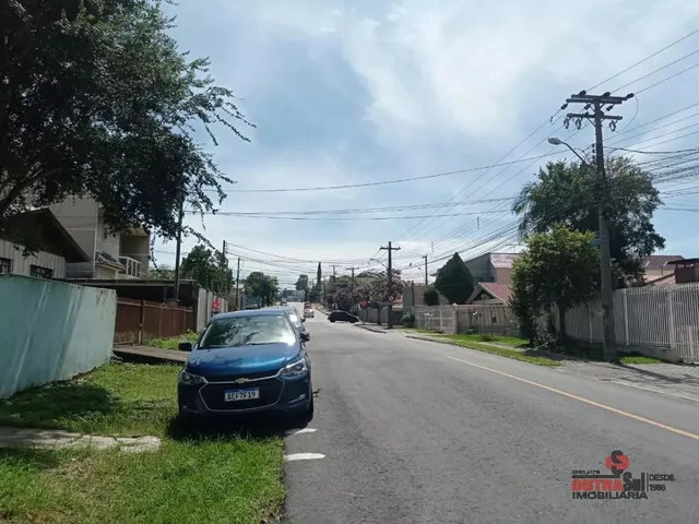 Terreno com 101m², para alugar, no bairro CAPÃO RASO em Curitiba