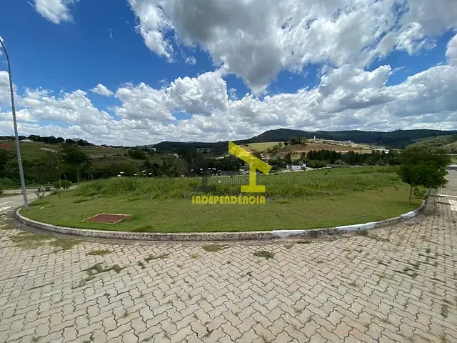 Terreno com 783m², à venda, no bairro Residencial Vale das Aguas em Itatiba