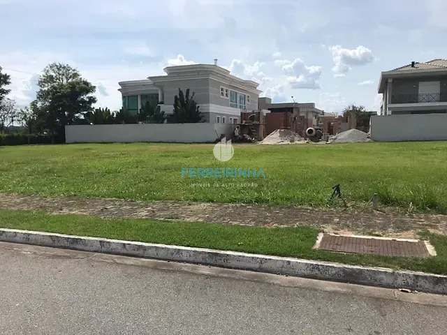 Terreno com 450m², à venda, no bairro Jardim do Golfe em São José dos Campos