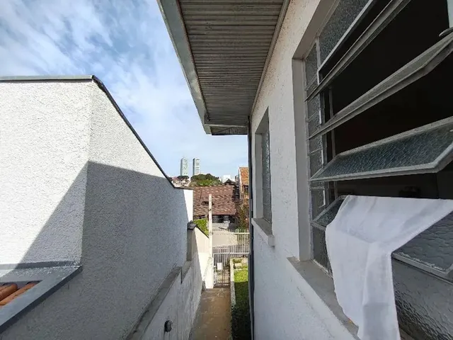 Terreno à venda, no bairro Mercês em Curitiba