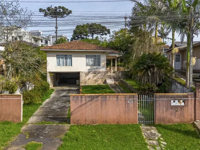 Terreno à venda, no bairro Santa Cândida em Curitiba