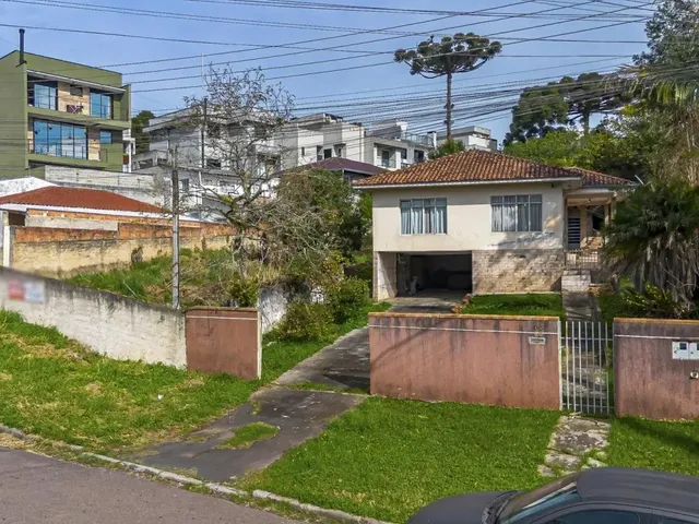 Terreno à venda, no bairro Santa Cândida em Curitiba