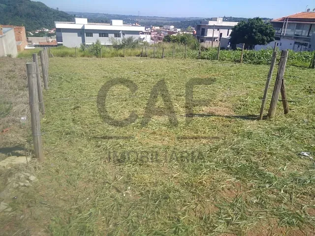 Terreno com 336m², à venda, no bairro Jardim Pinheiros em Jaguariúna