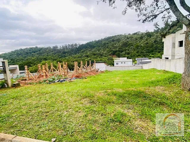 Terreno com 600m², à venda, no bairro Condominio Quintas da Boa Vista em Atibaia