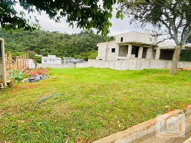 Terreno com 600m², à venda, no bairro Condominio Quintas da Boa Vista em Atibaia