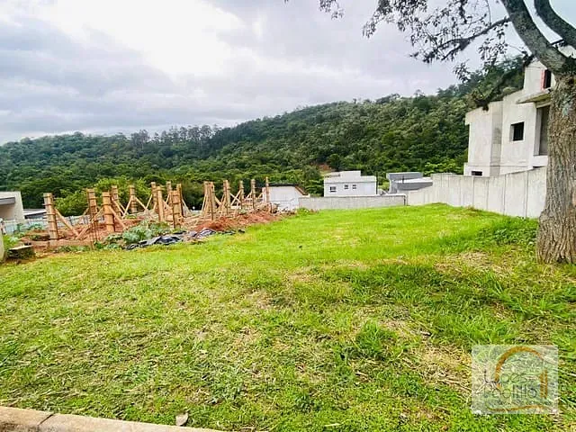 Terreno com 600m², à venda, no bairro Condominio Quintas da Boa Vista em Atibaia