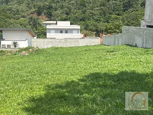 Terreno com 600m², à venda, no bairro Condominio Quintas da Boa Vista em Atibaia