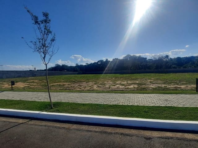 Terreno com 918m², à venda, no bairro Urbanova em São José dos Campos