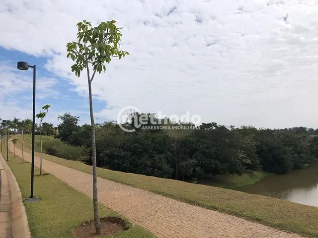Terreno com 1242m², à venda, no bairro Loteamento Residencial Pedra Alta (Sousas) em Campinas