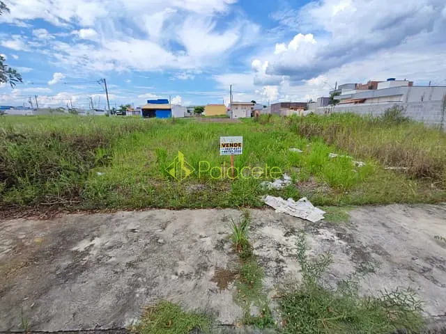 Terreno com 176m², à venda, no bairro Res. Santa Clara em Pindamonhangaba