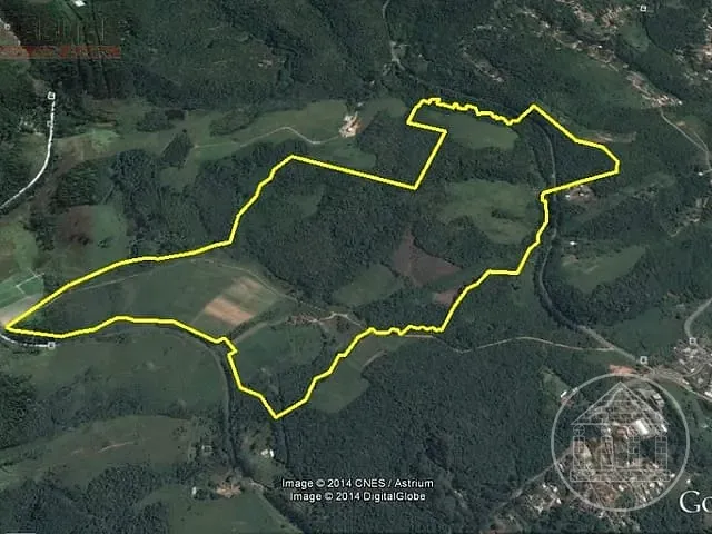 Terreno com 1100000m², à venda, no bairro Chacara Libardi em Embu-Guaçu