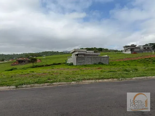 Terreno com 300m², à venda, no bairro Laranja Azeda em Bom Jesus dos Perdões