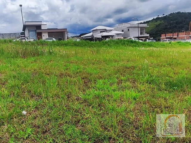 Terreno com 360m², à venda, no bairro Loteamento Ecoville Residencial Atibaia em Atibaia