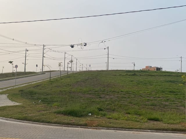 Terreno com 424m², à venda, no bairro Urbanova em São José dos Campos