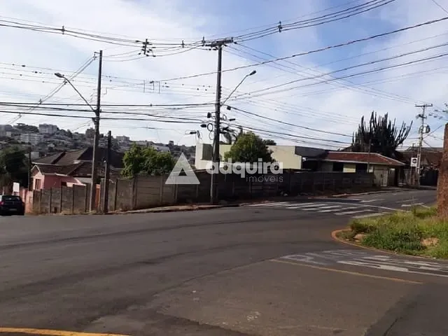 Terreno com 944m², à venda, no bairro Colônia Dona Luíza em Ponta Grossa