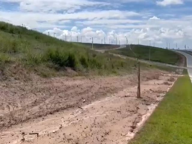 Terreno com 330m², à venda, no bairro Terras Alpha São José dos Campos em São José dos Campos