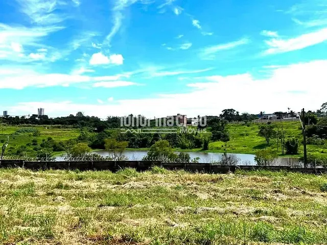 Terreno com 376m², à venda, no bairro Jardim Vitória em Cambé