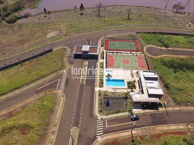 Terreno com 376m², à venda, no bairro Jardim Vitória em Cambé