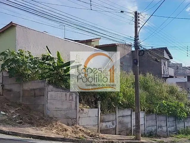 Terreno com 330m², à venda, no bairro Jardim Alvinópolis em Atibaia