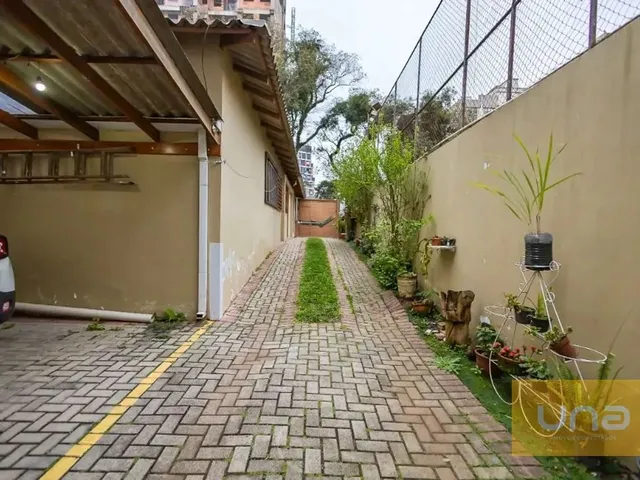 Terreno à venda, no bairro Portão em Curitiba