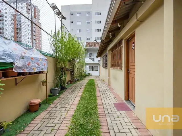 Terreno à venda, no bairro Portão em Curitiba