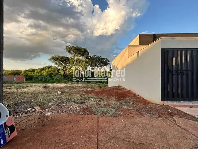 Terreno com 250m², à venda, no bairro Jardim Portal dos Pioneiros em Londrina