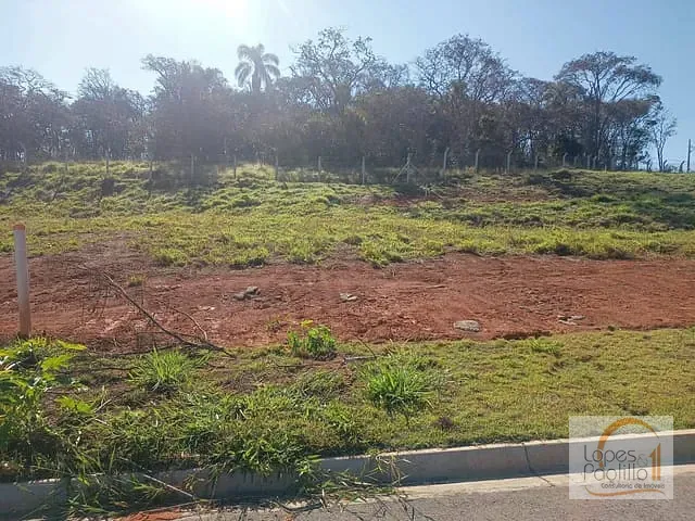Terreno com 362m², à venda, no bairro Cachoeira em Atibaia