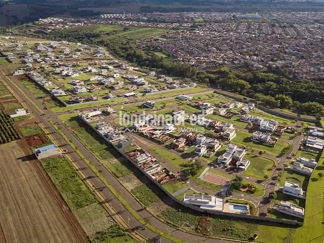 Terreno com 312m², à venda, no bairro Gleba Simon Frazer em Londrina