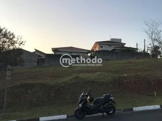 Terreno com 360m², à venda, no bairro Pinheirinho em Vinhedo