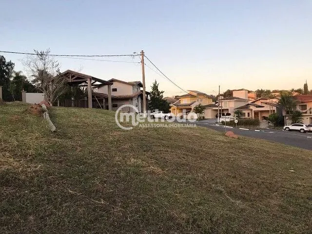 Terreno com 360m², à venda, no bairro Pinheirinho em Vinhedo