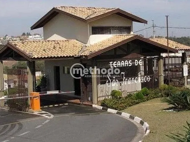 Terreno com 360m², à venda, no bairro Pinheirinho em Vinhedo