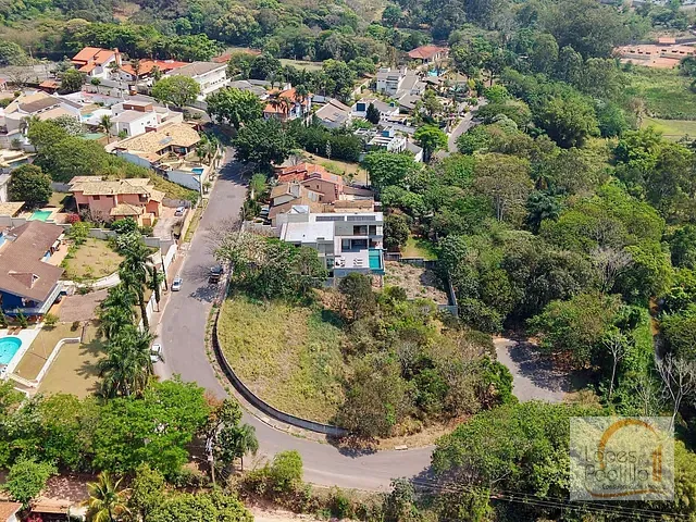 Terreno com 1026m², à venda, no bairro Jardim Residencial Santa Luiza em Atibaia