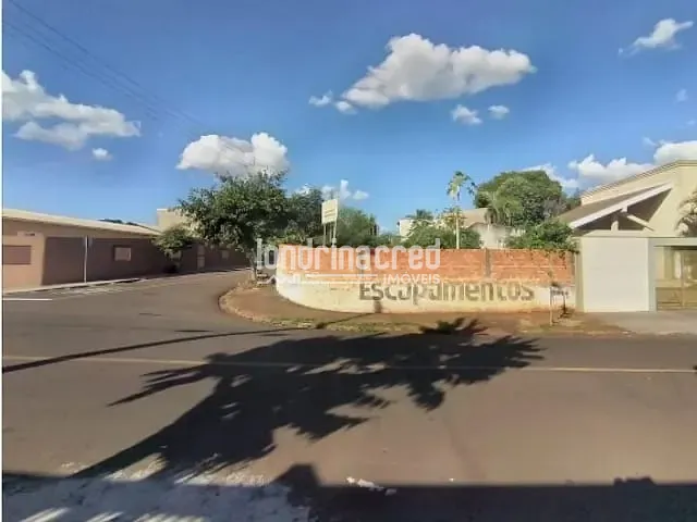 Terreno com 350m², à venda, no bairro Califórnia em Londrina