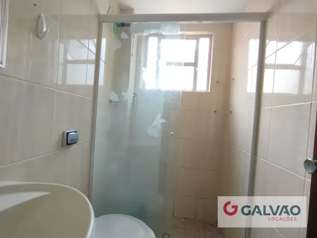 Terreno 1 quarto e 1 banheiro, para alugar, no bairro Centro em Curitiba