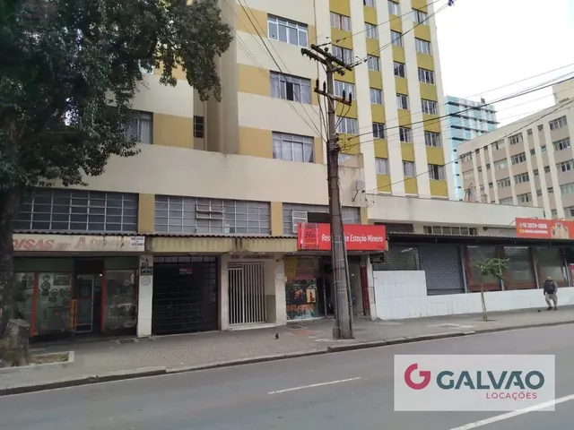 Terreno 1 quarto e 1 banheiro, para alugar, no bairro Centro em Curitiba