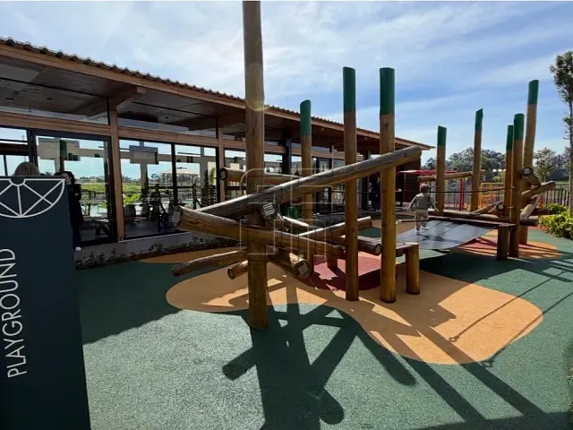 Terreno com 548m², à venda, no bairro Vivendas do Arvoredo em Londrina