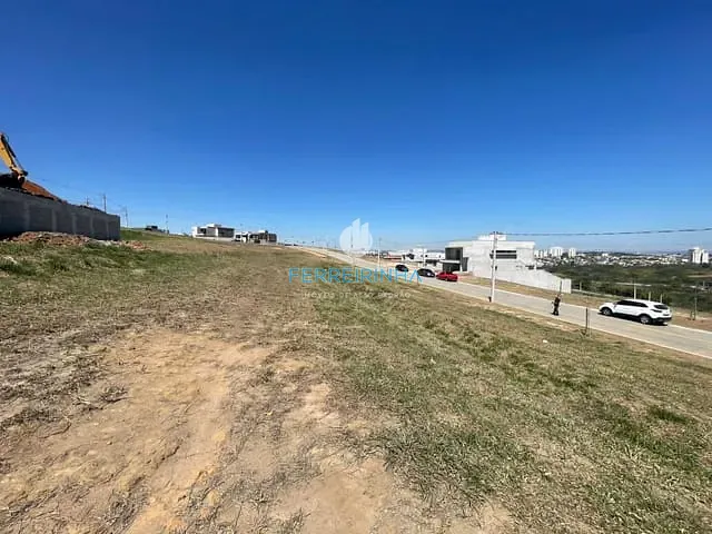 Terreno com 990m², à venda, no bairro Urbanova em São José dos Campos