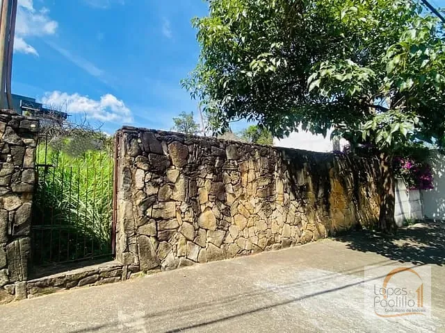 Terreno com 435m², à venda, no bairro Jardim Paulista em Atibaia